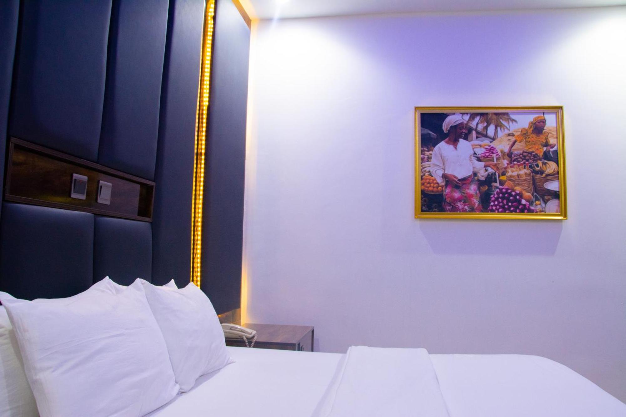 Aviel Suites Rubuchi Ngoại thất bức ảnh